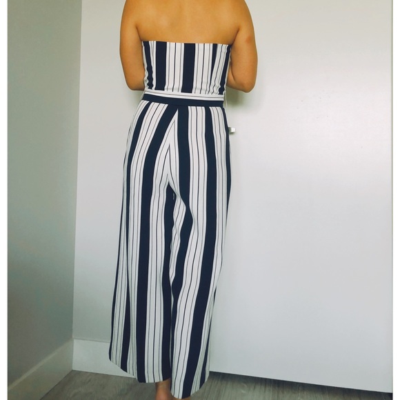 ✨NEW✨ H&M Navy Striped Strapless Jumpsuit - Picture 5 of 8